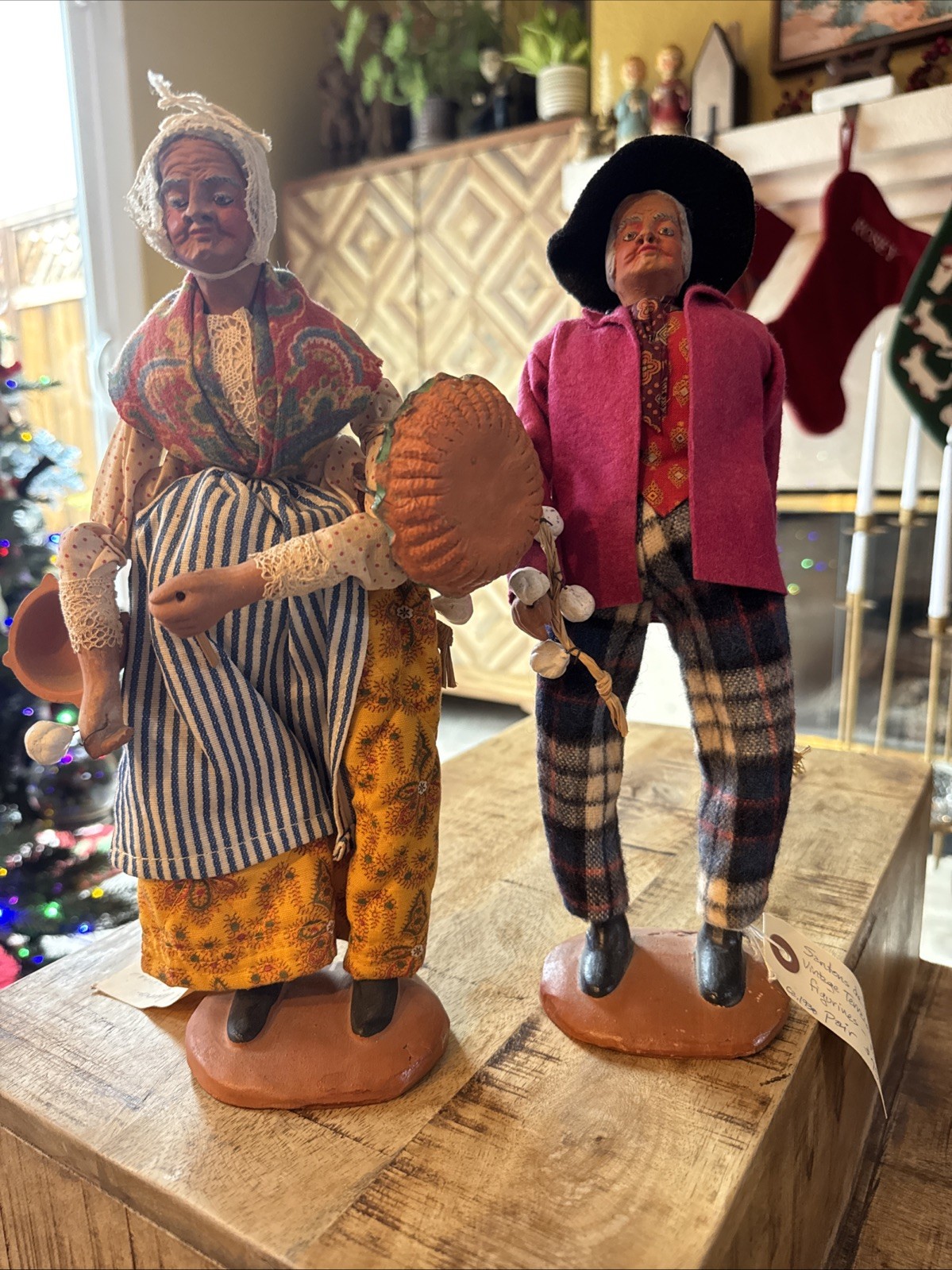 Vintage French Santon De Provence clay figures Pair