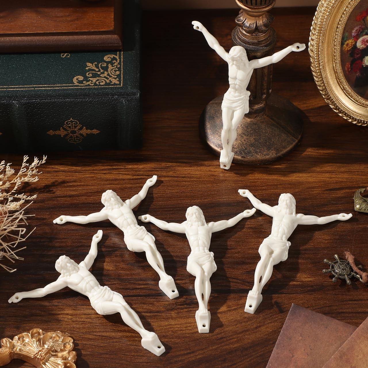 5 Pcs Jesus Corpus for Crucifix, 3.9 Inch Small Plastic Jesus Figurine for Ch…