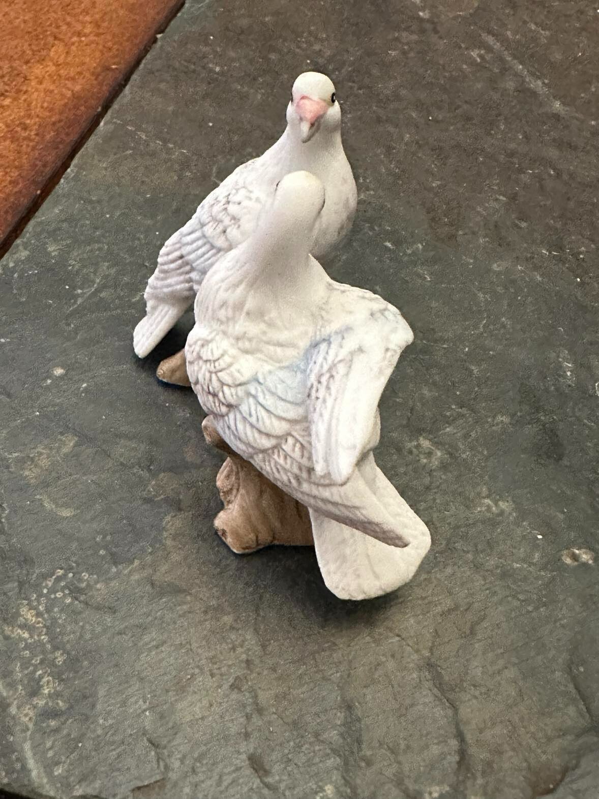 Vintage Lefton China Doves On Branch #00754 – small chip on leaf