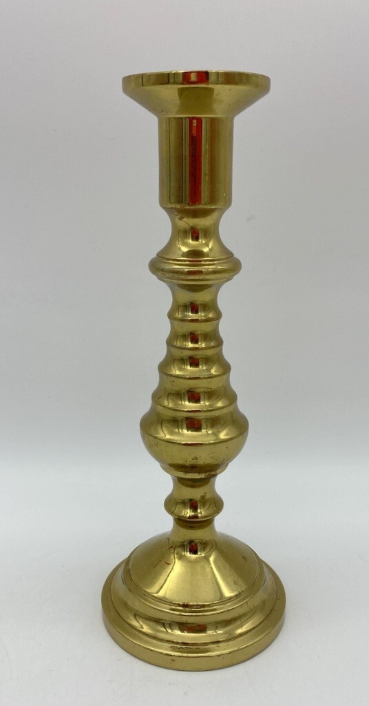 Solid Brass Virginia Metalcrafters USA made 10″ candlestick 2 lbs 8 oz Beehive