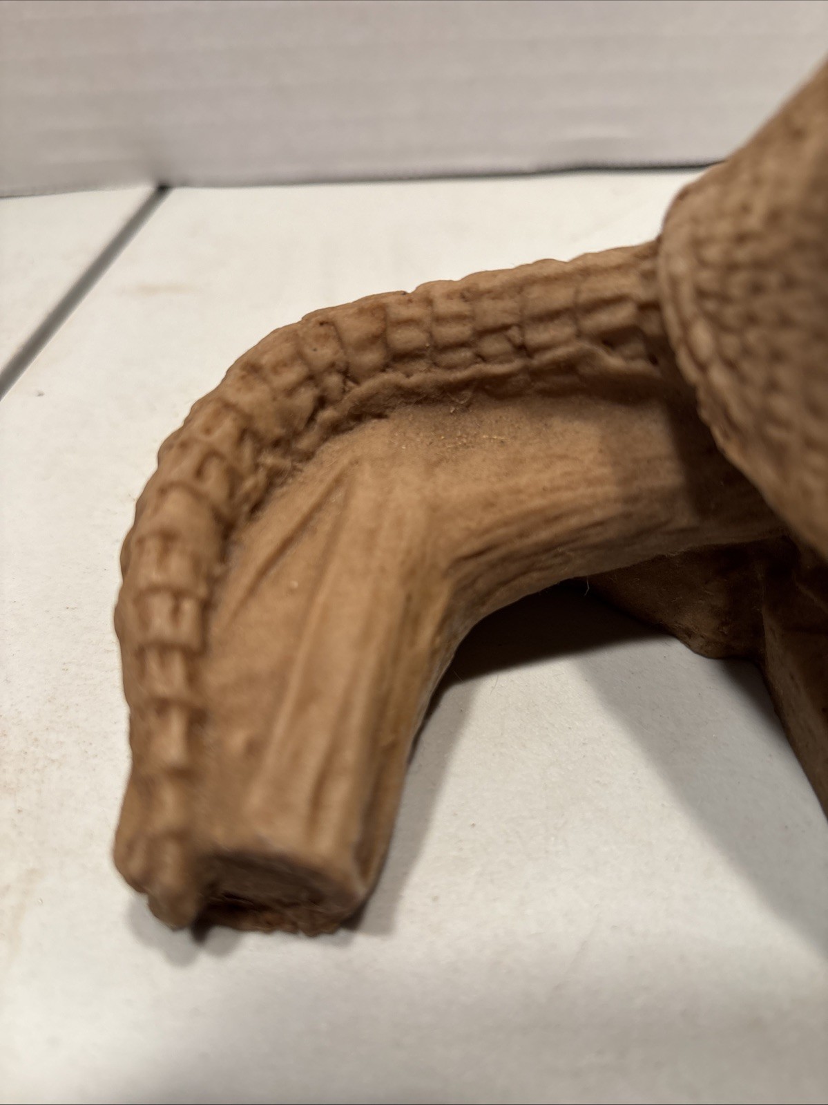 Armadillo Detailed Figurine Made In Mexico. (DA5)