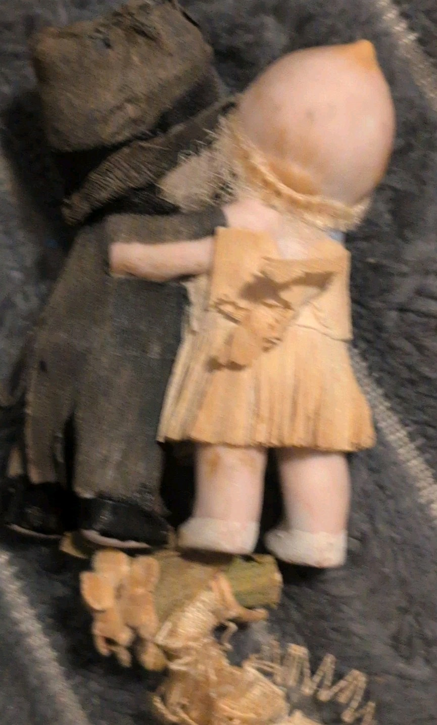 Antique Bisque Kewpie figures Rose O’Neil Bride + Groom Tissue Dress 1900’s