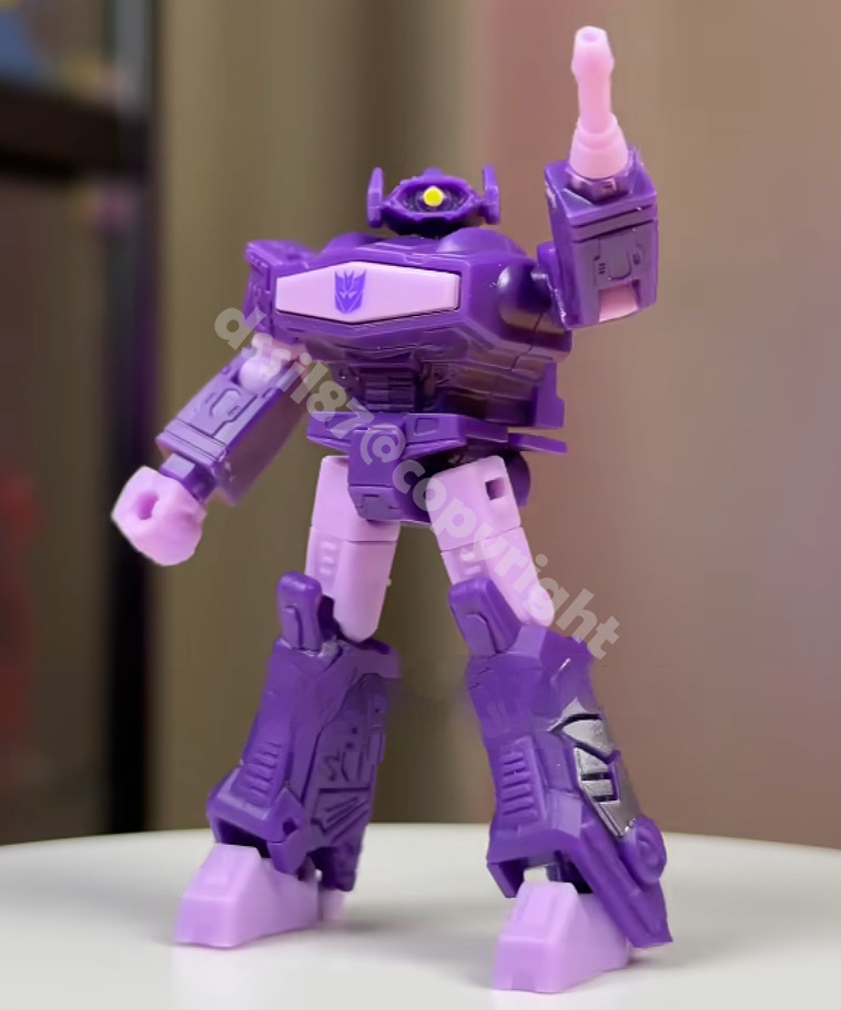Tanmi Space Transformers Action Battler PART 01 Shockwave Action Figure 7cm