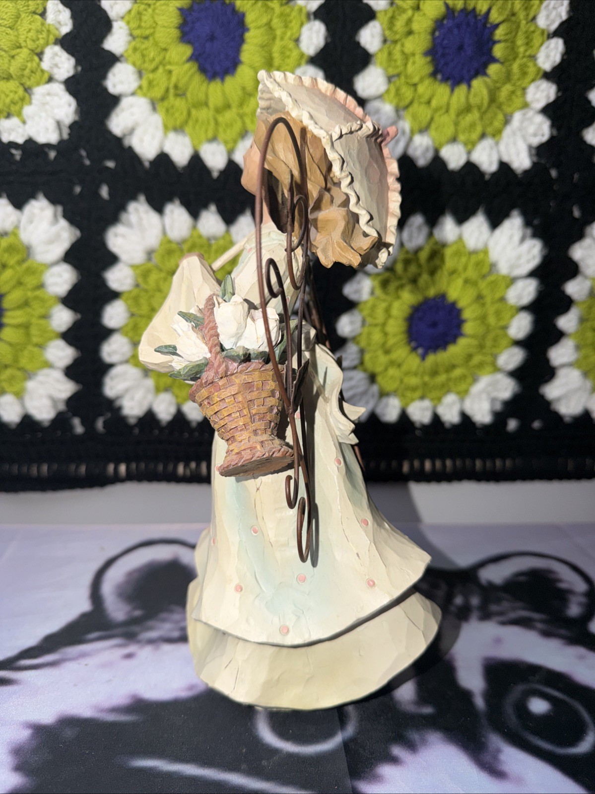 Vintage Angel Umbrella & Flowers Camisole 10” x 6” Lady Statue Figure #49361