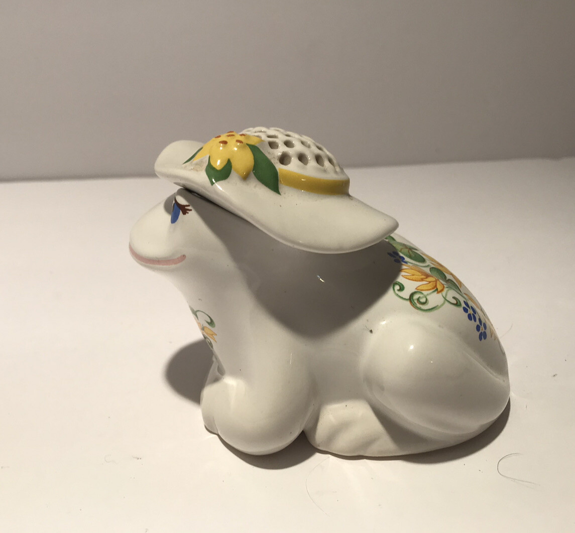 Vintage Potpourri FROG Flirtatious Sachet Pomander Fragrance Ceramic 3.5”x 3”