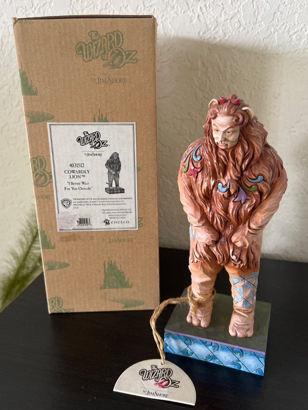 Jim Shore Wizard of OZ Cowardly Lion BETTER WAIT FOU YOU OUTSIDE 4031512 NEW+BOX