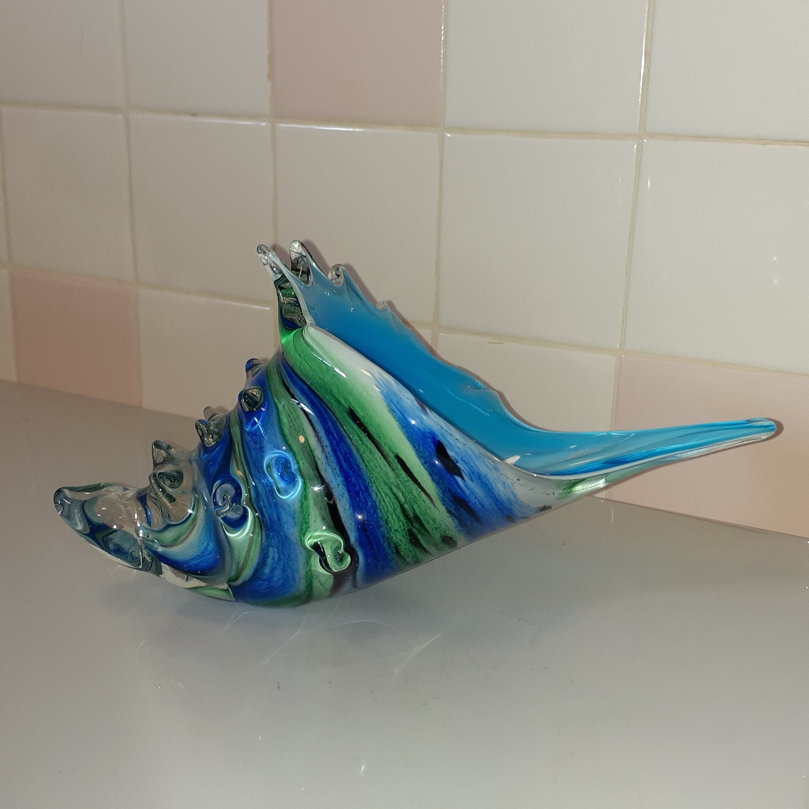 Beautiful Hand-Blown Glass Art Sea Shell Decor/Candy Dish 10.2″ x 5.1″ x 5.2″T