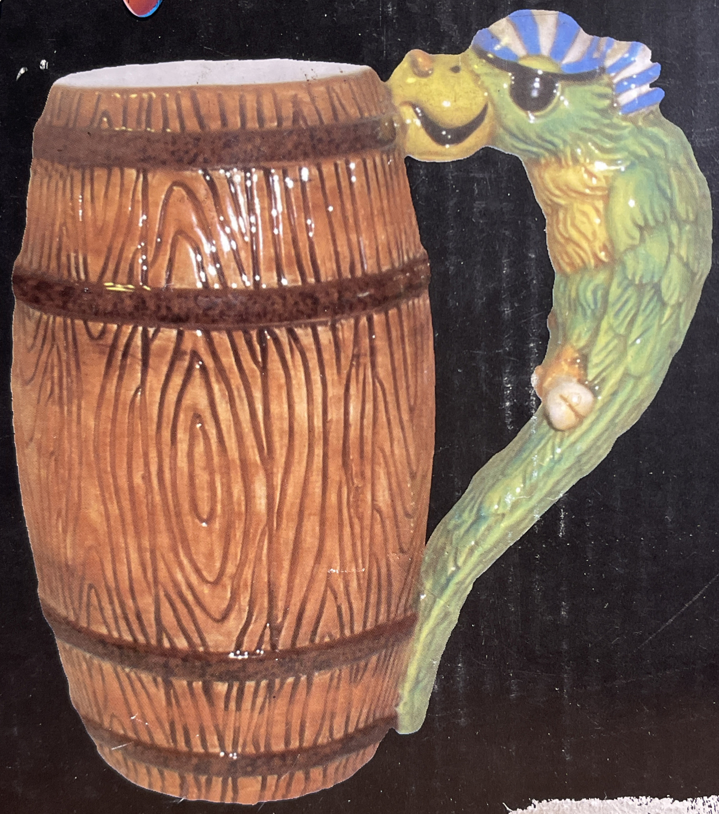 PIRATE PARROT HANDLE 🏴‍☠️RUM BARREL CERAMIC MUG Era 2000-2009 Spencer’s ⭐️NIB⭐️
