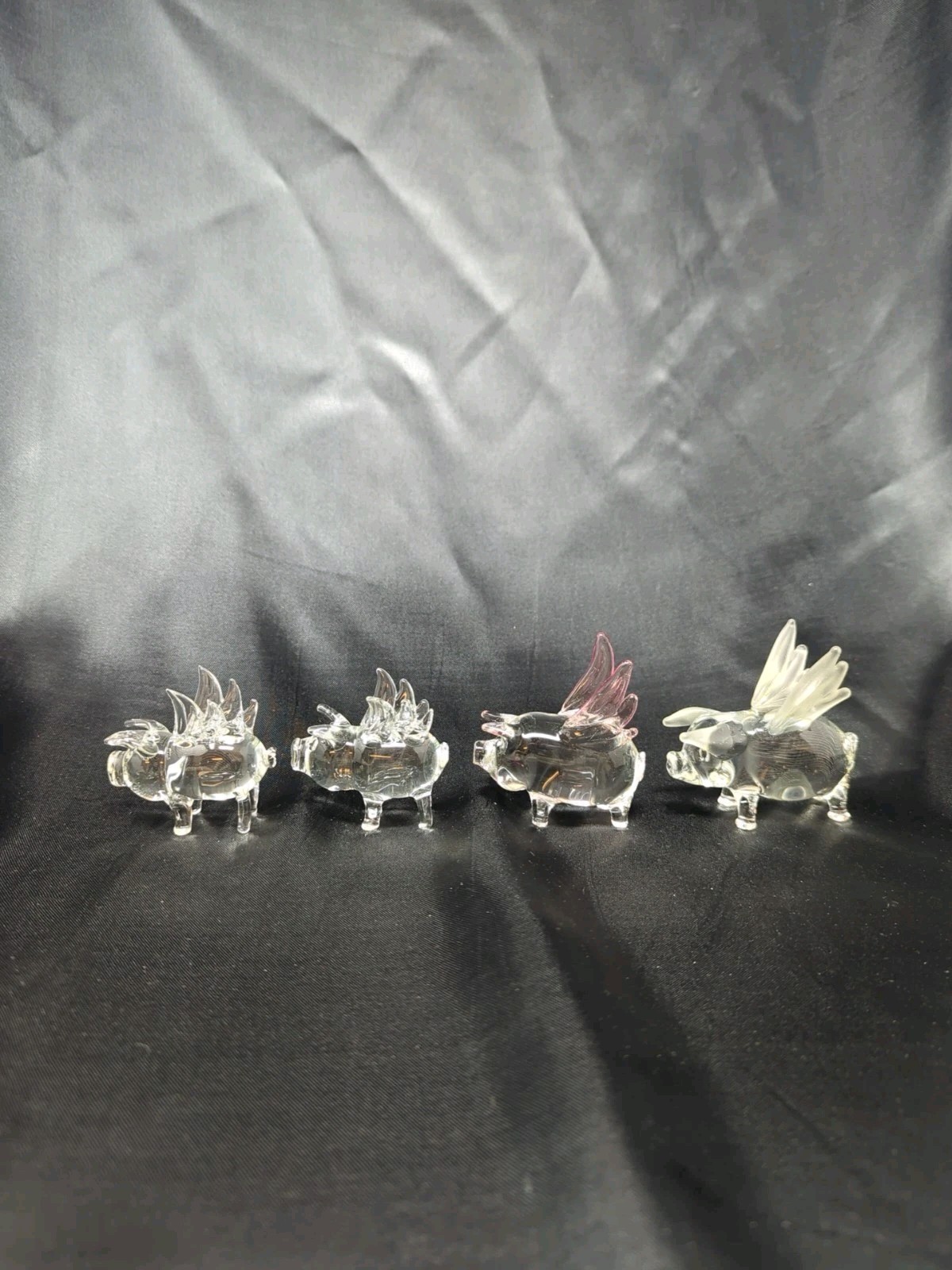 4 Clear Glass Flying Pig Figurines Frosted + Red Glass Figure Pigs Hog Wings New