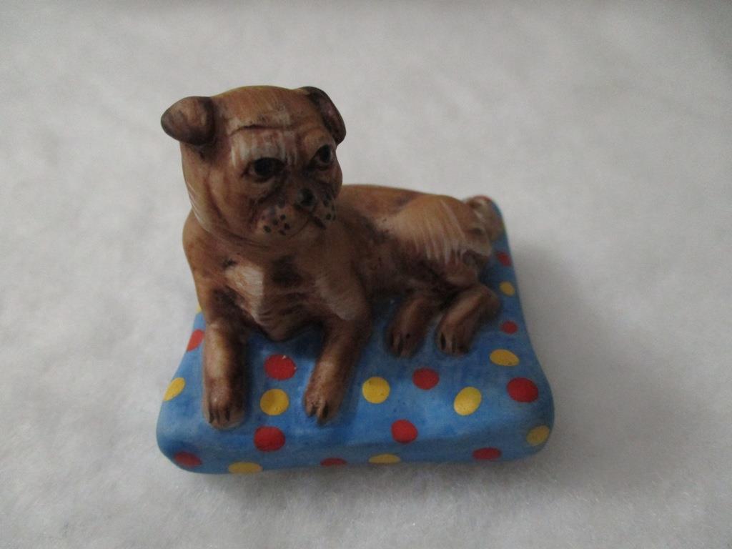 Fitz and Floyd 1982 Mini Boxer Dog Figurine Blue Red Yellow Brown Excellent