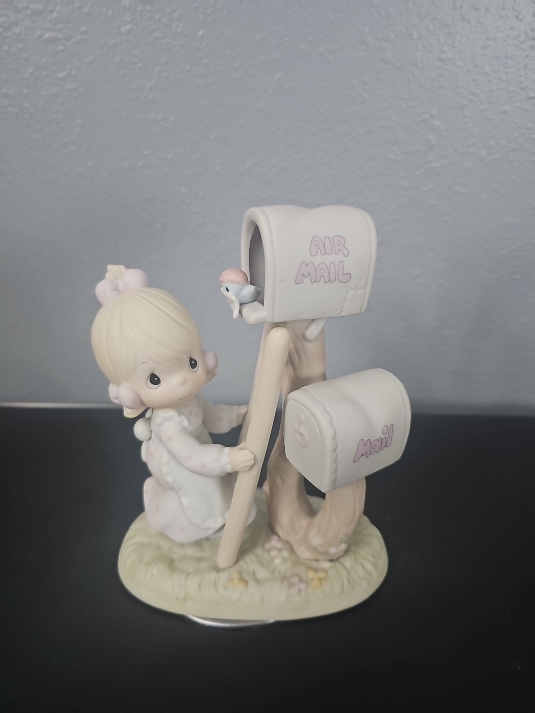 1991 Precious Moments Good News Is So Uplifting 523615