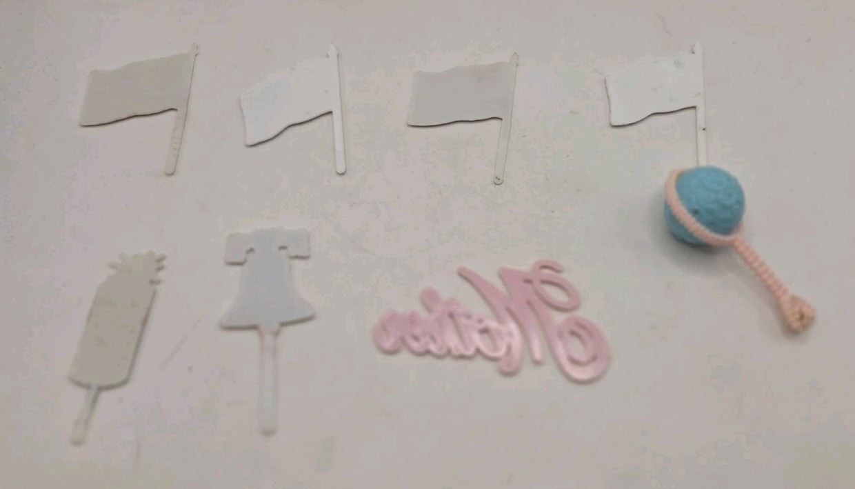 Lof Of 8 Various Holiday Cake Toppers -July 4th, Mother’s Day, Baby