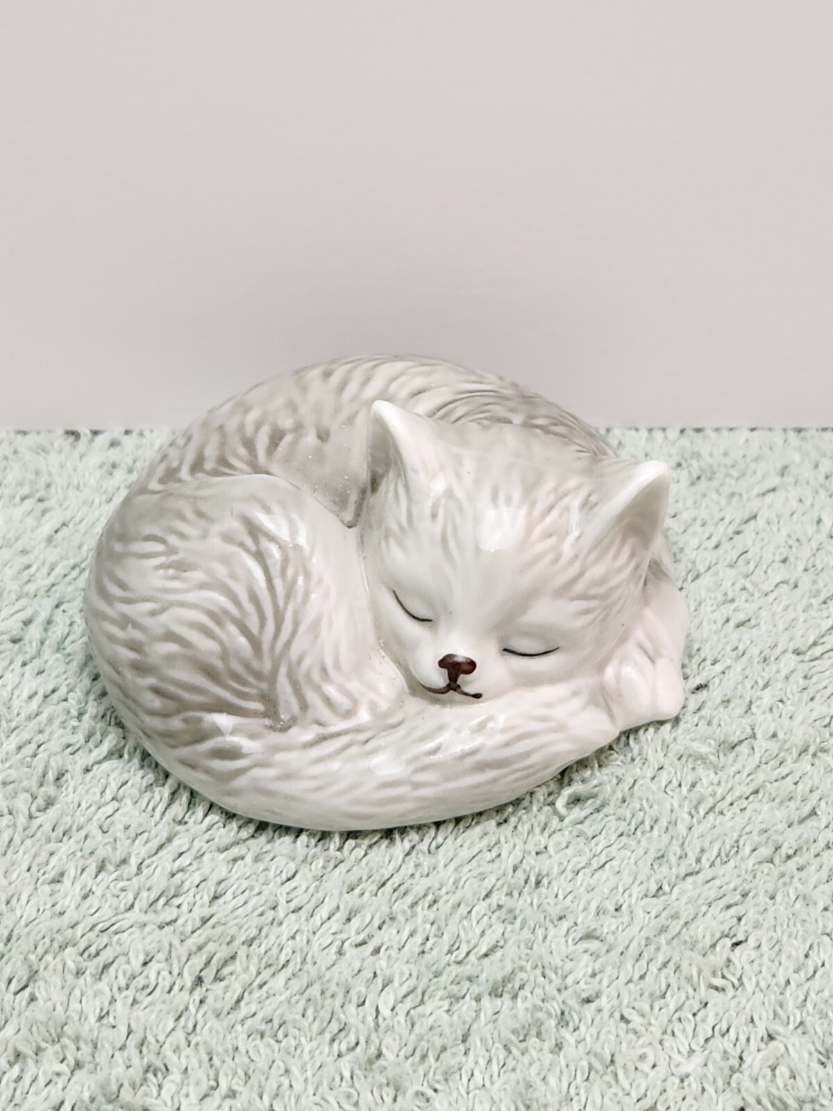 Danbury Mint Cats of Character “GOOD NIGHT ” Porcelain Cat Figurine