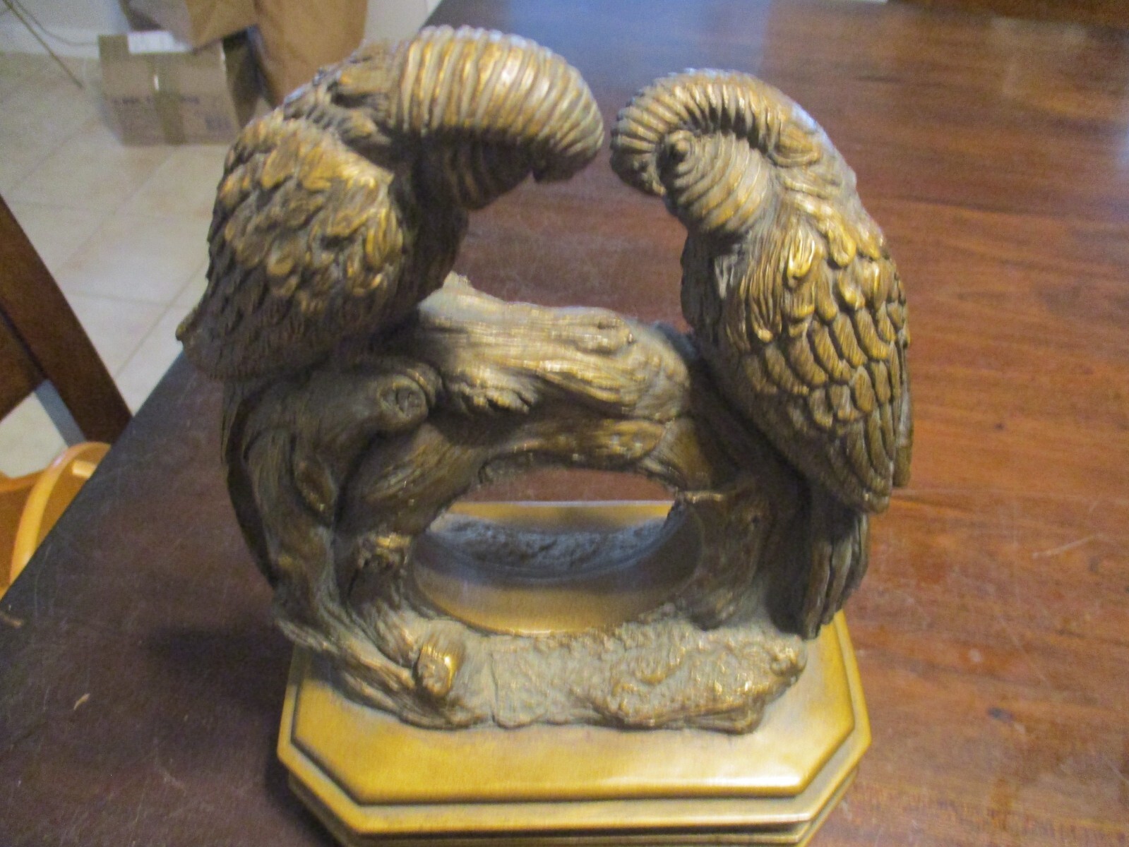 Parrots sculpture on platform clock or picture holder stunning