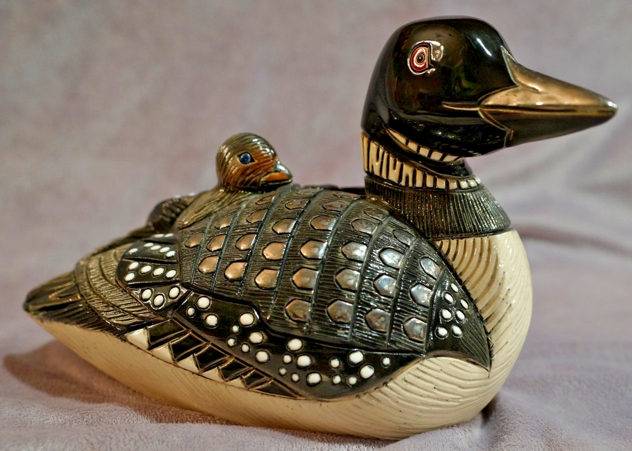 Duck or Loon & Baby #431 230/2000- ARTESANIA RINCONADA 6 1/2″Tx5 1/2″Wx10 1/2″L