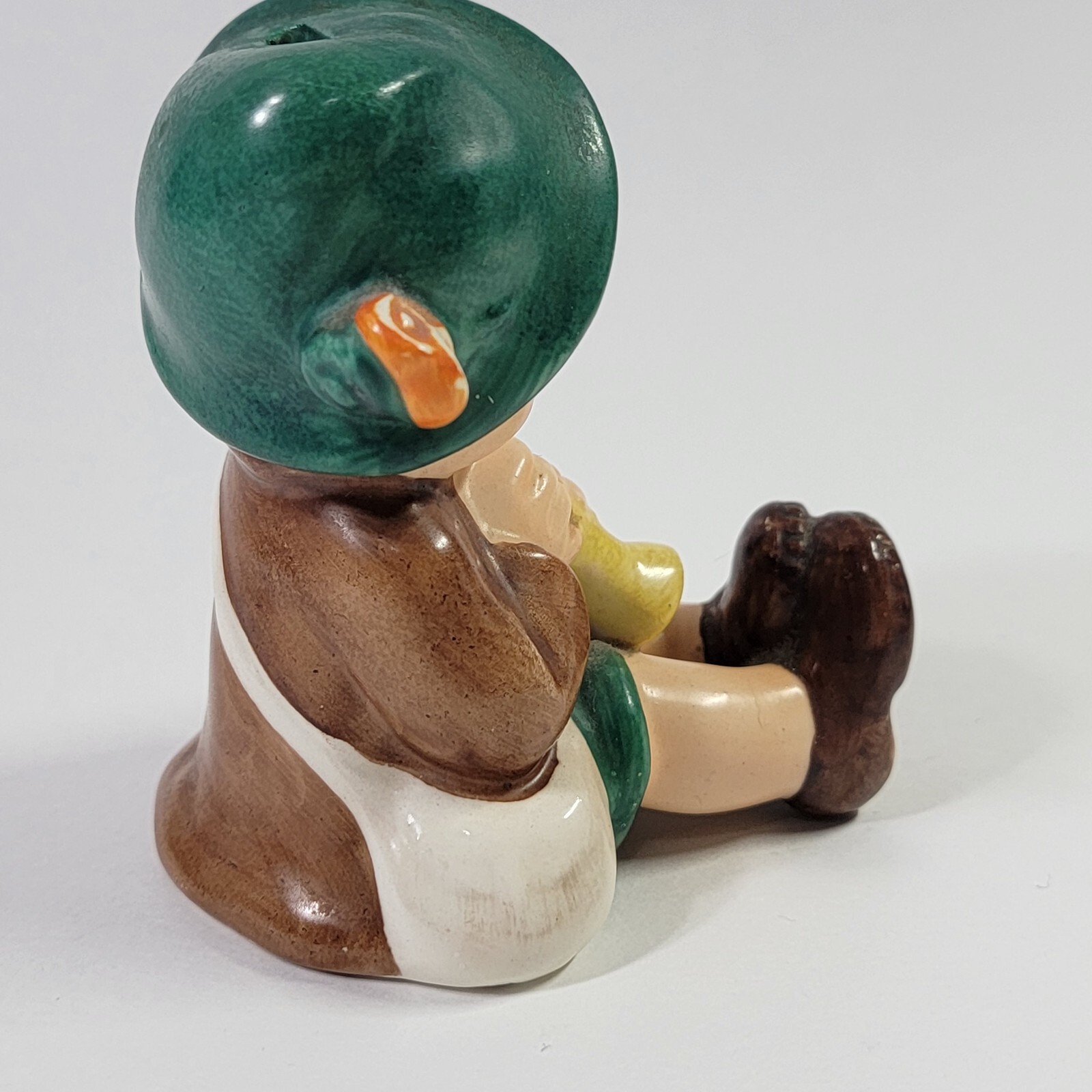 Goebel Boy With Flute 4″ Figurine KF #25/0 1950’s Chip on Hat TMK1