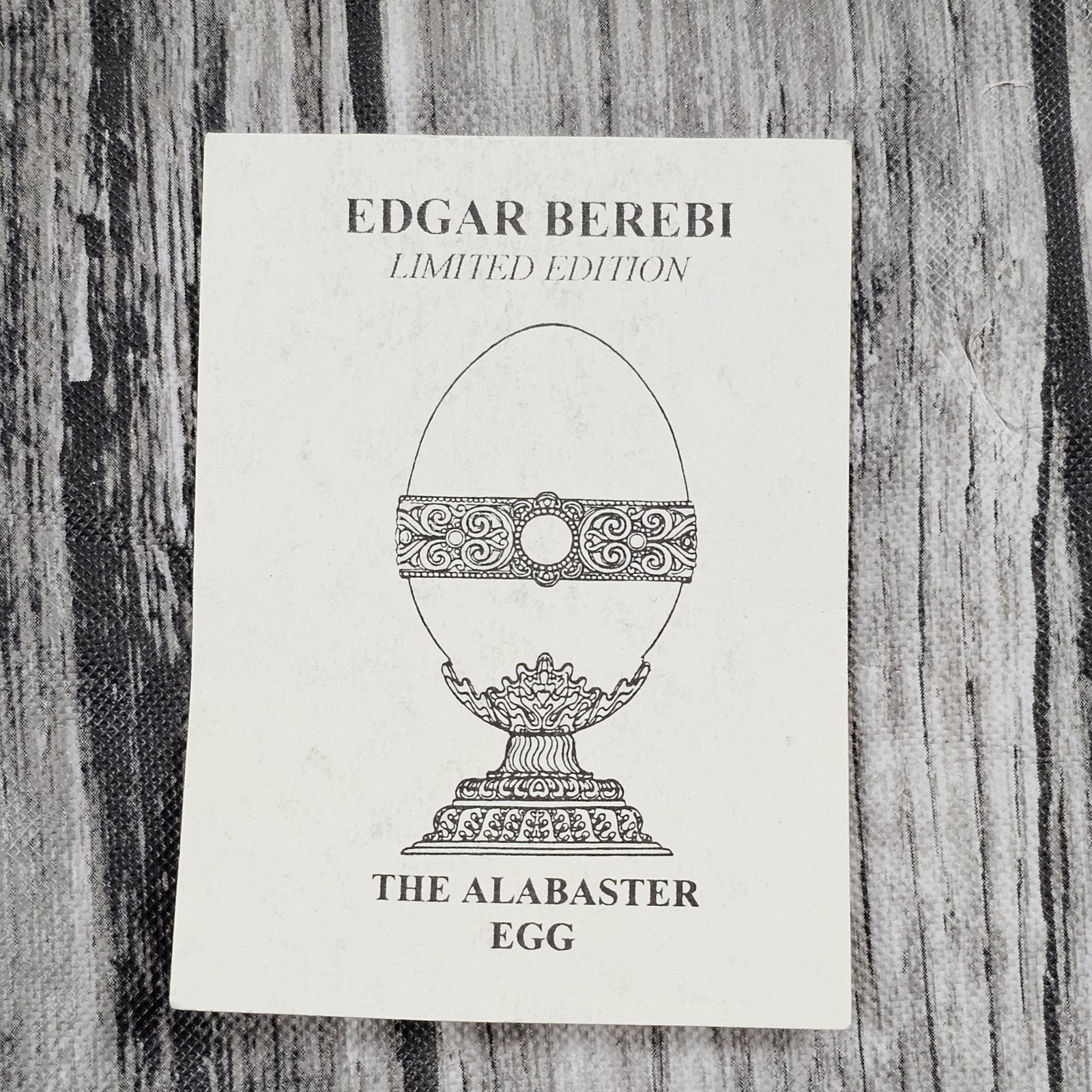Edgar Berebi The Alabaster Egg Limited Edition Crown Finial Medium White Italy