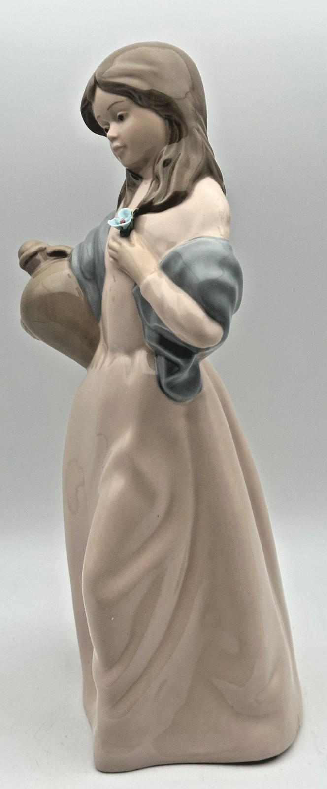 Reina Fine Porcelain Woman Figurine Mauve Dress Blue Shawl Flower Water Jug 11.5