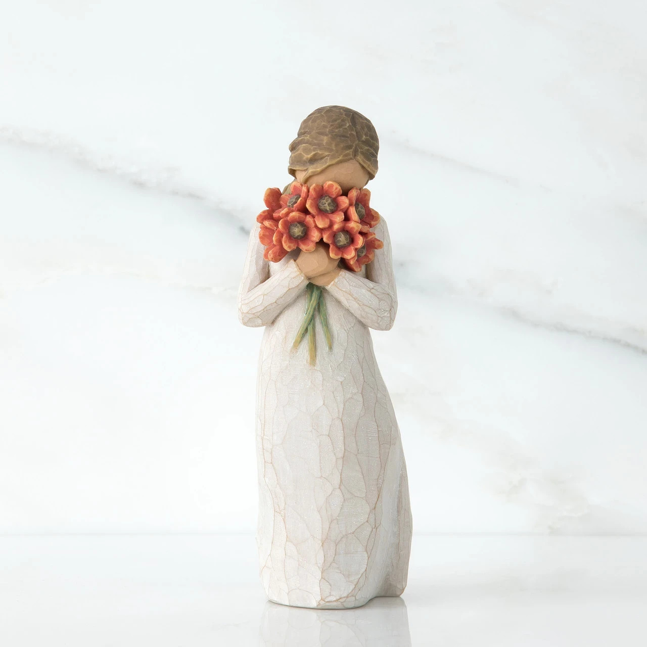 Willow Tree “Surrounded by Love” Angel Figurine Susan Lordi Demdaco- With Box