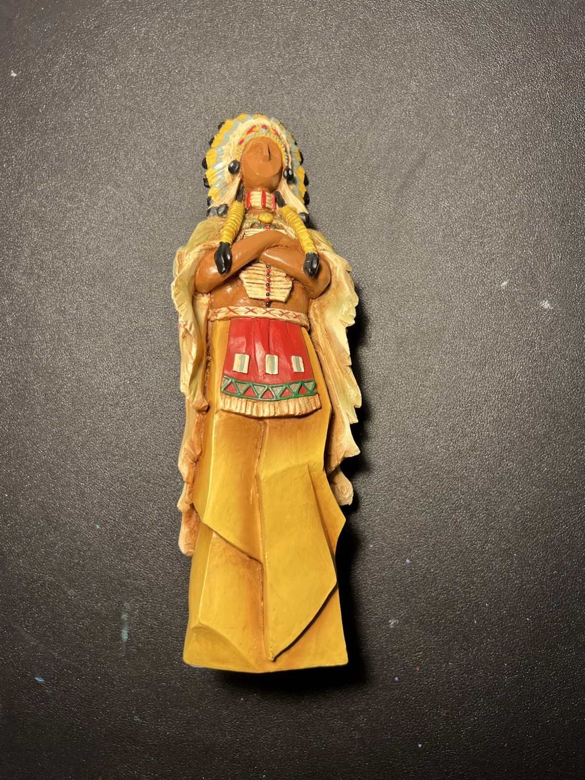 Pacific Rim 1990s Set Of 2 Cubist Native American Figurines Faux Wood Resin
