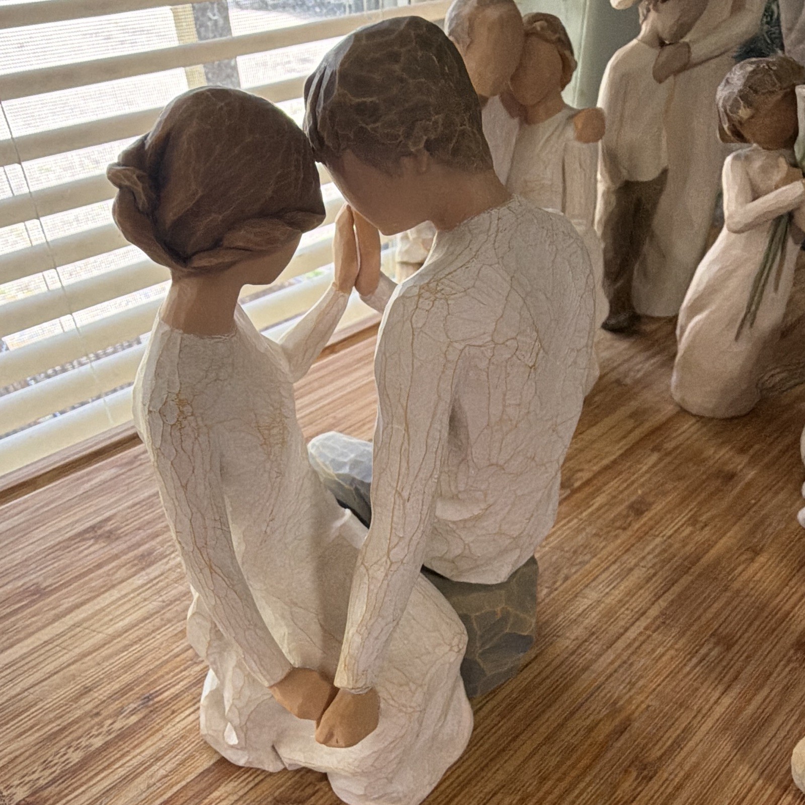 Willow Tree Around You Figurine Susan Lordi 2012 Hand Painted Resin Couple
