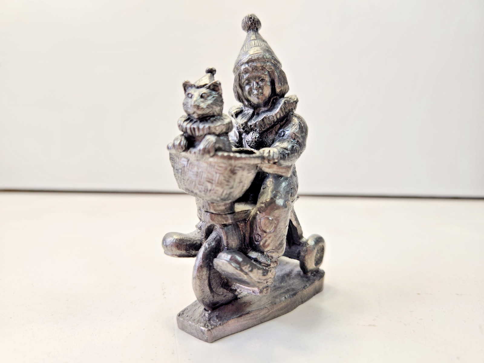 1997 VTG MICHAEL RICKER PEWTER “MARJORIE” COLLECTORS SOCIETY NO.1651 WITH PAPERS