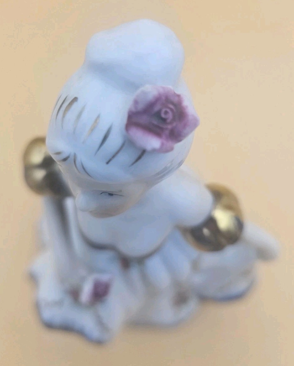 Cracker Barrel Victorian Dancing Lady Porcelain Figurine Flowers Gold Trim 7.5”