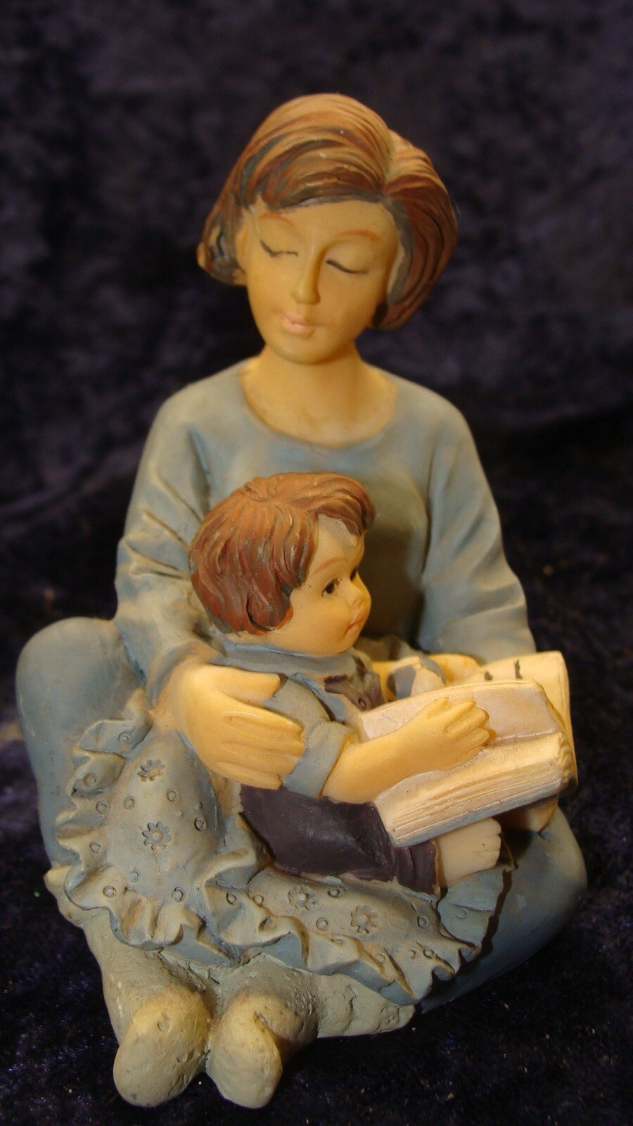 MOTHER AND CHILD READING A BOOK ~ Very Great Condition ~ 3.75”x3.0” ~