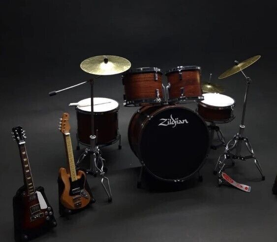New Miniature Drum Brown Rock + 3 Guitars Musical Instruments Display Gift 1/6