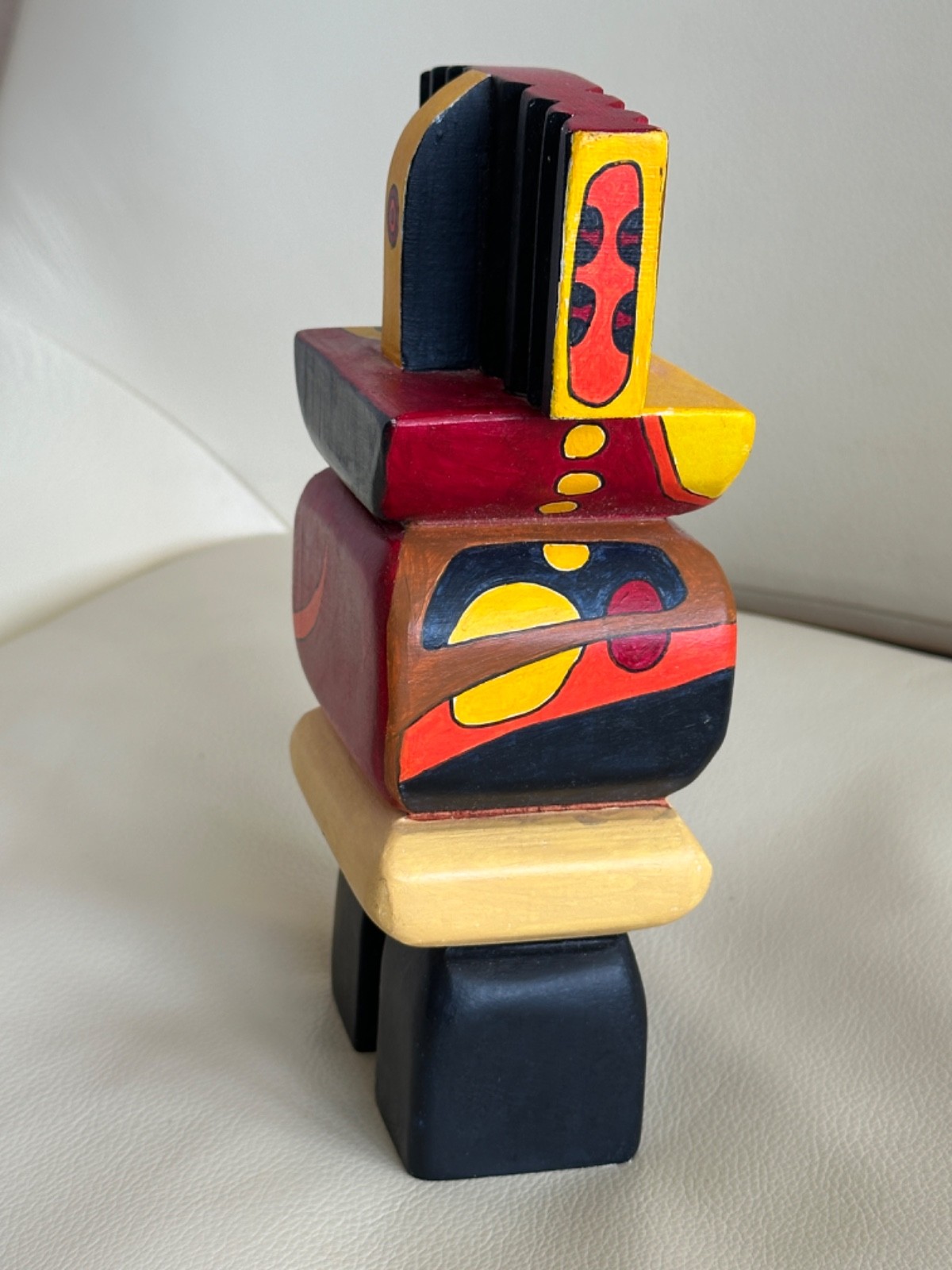 MATEO ALBUQUERQUE N.M. FOLK ARTIST VINTAGE HAND CARVED WOODEN FIGURE PAINTED8.5″