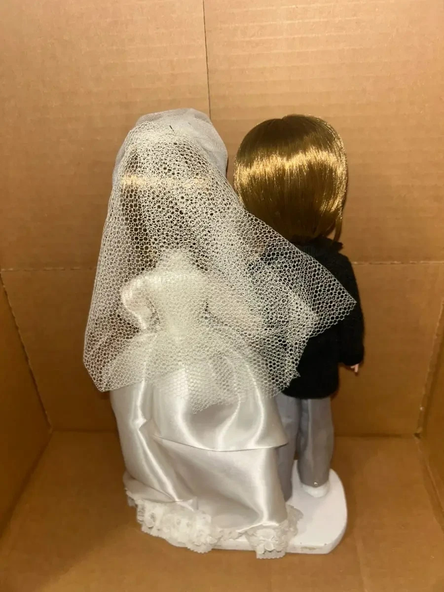 Vintage Big Eye Bride & Groom Wedding Cake Topper Dolls 1960s 70s Retro