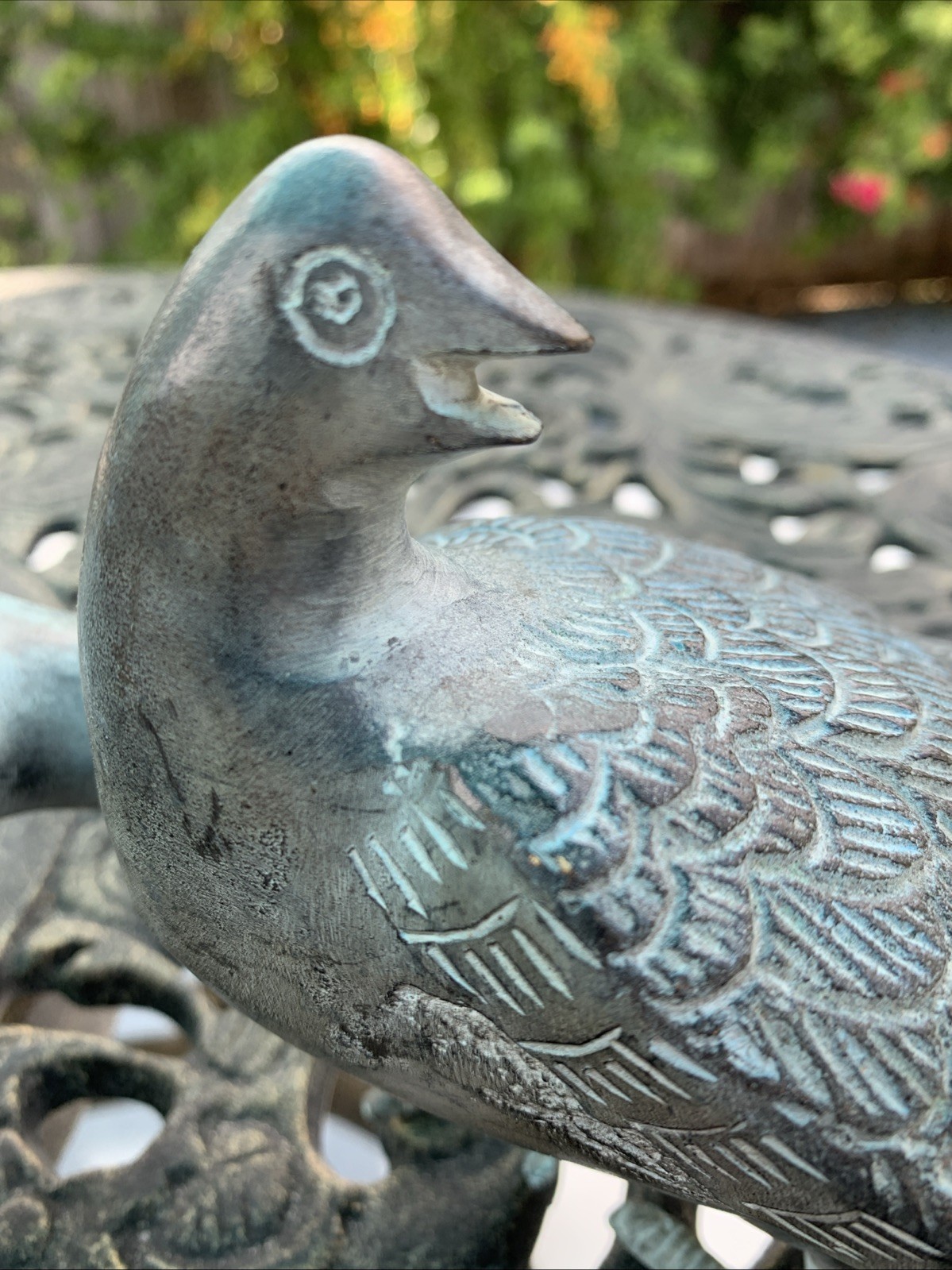 2 Bronze Bird Statues Figurines Pigeons Vintage Doves Pair