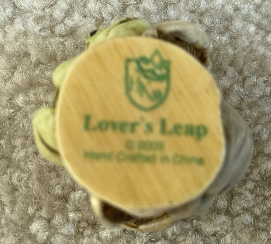 Harmony Kingdom Lover’s Leap Frogs on Mushrooms Figurine Trinket Box FREE SHIP