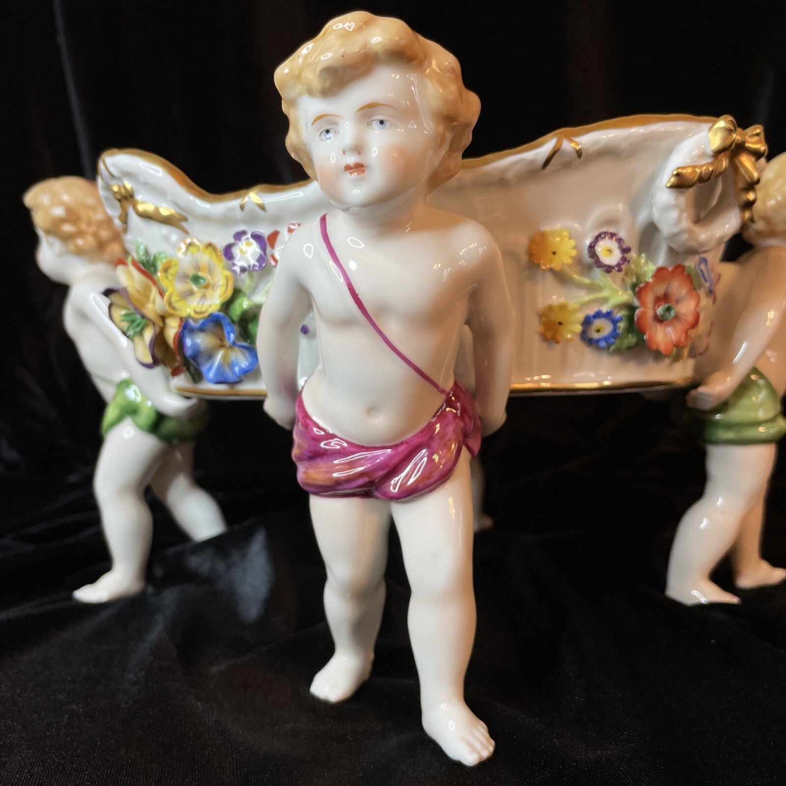 VON SCHIERHOLZ Centerpiece Large 4 Cherub Bowl C1907-1927