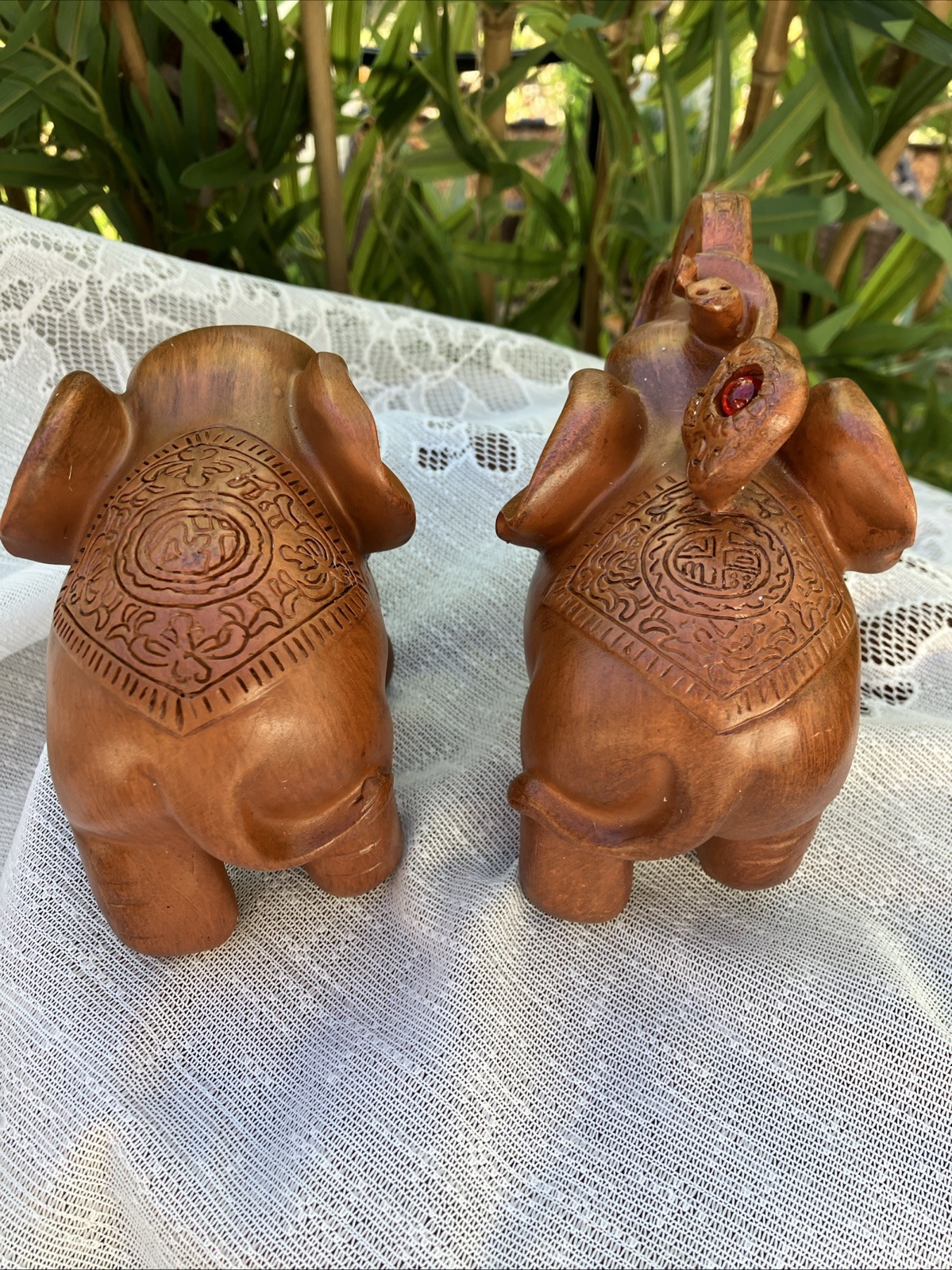 Elephant Sandal Wood Color Home Office Decor Resin Figurine Red Faux Wood Pair