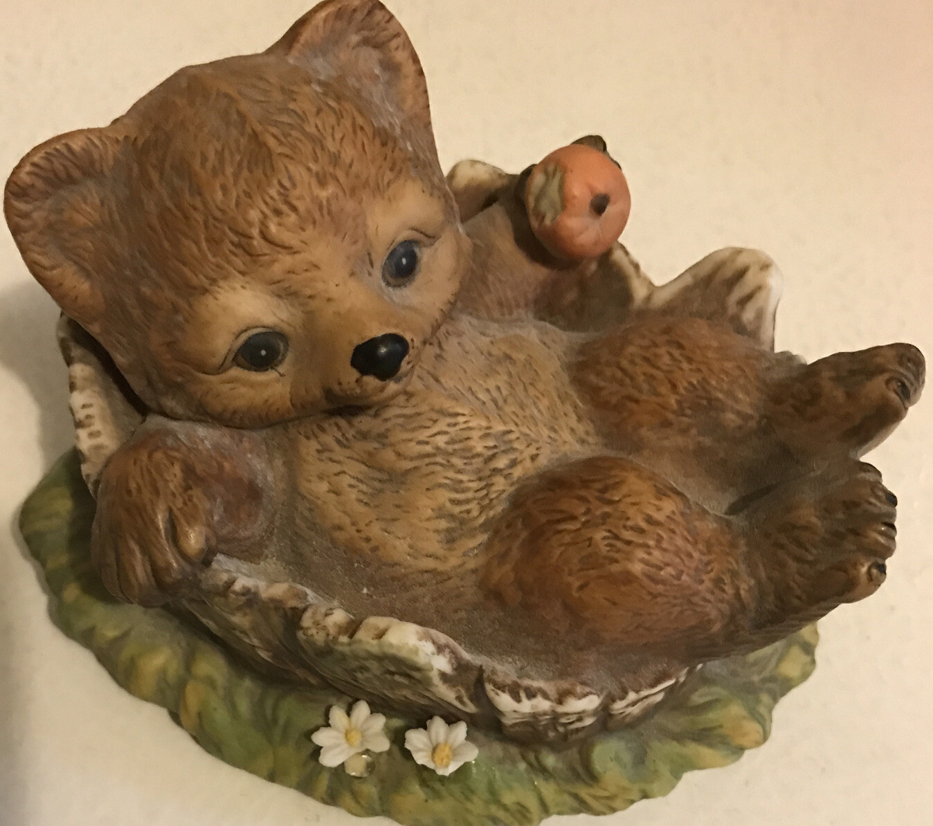 Porcelain Masterpiece By Homco Baby Bear In A Stump Figurine Decor FLAWS! VTG