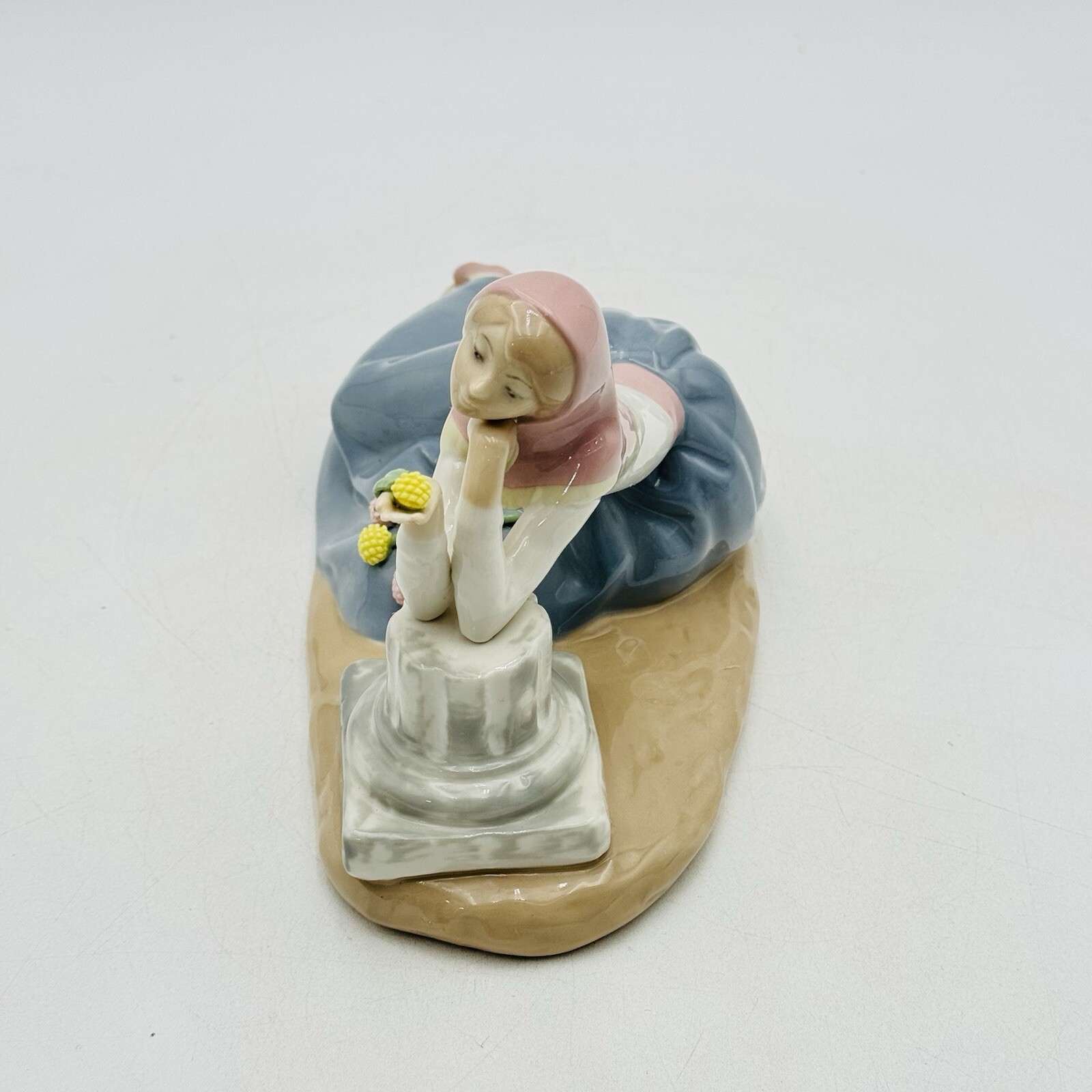 Dolores The Dahlia Maiden Porcelain By Fulgencio Garcia Franklin Mint 1984 READ