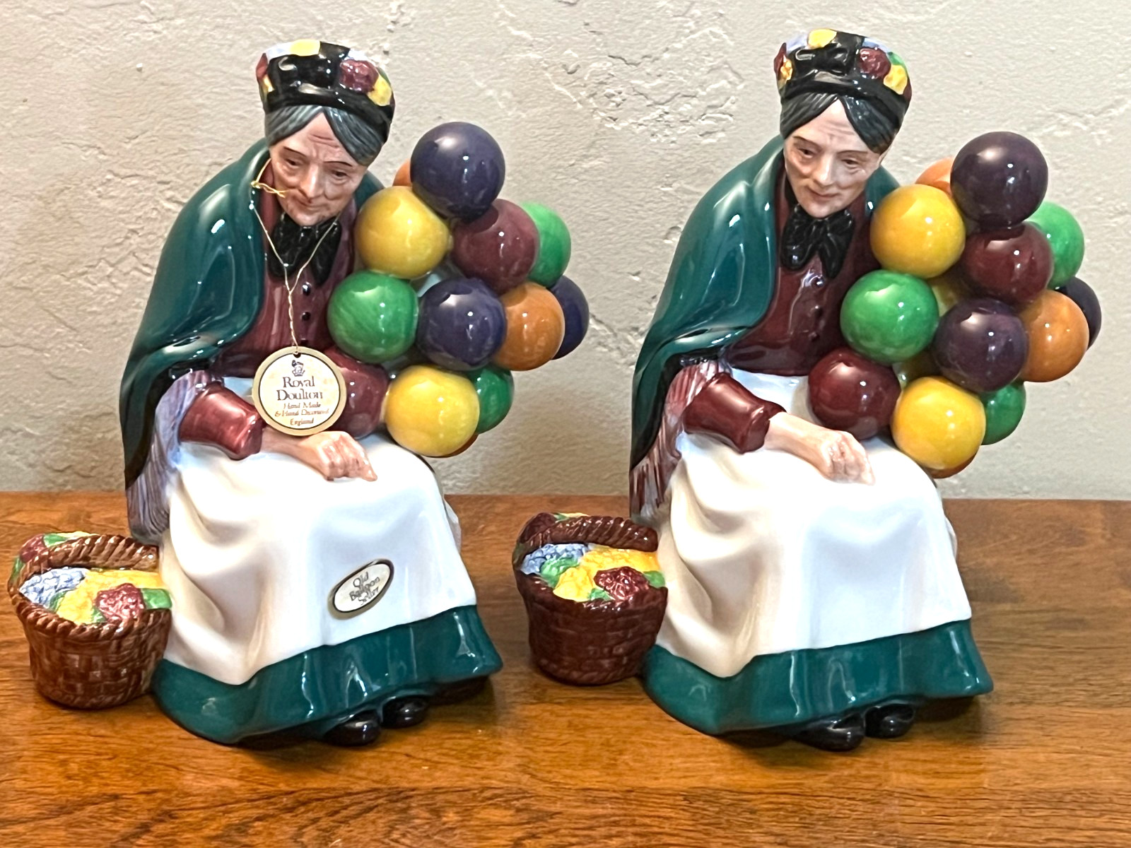 Lot of 2 VTG Royal Doulton “The Old Balloon Seller” HN 1315 England 7.5″ England