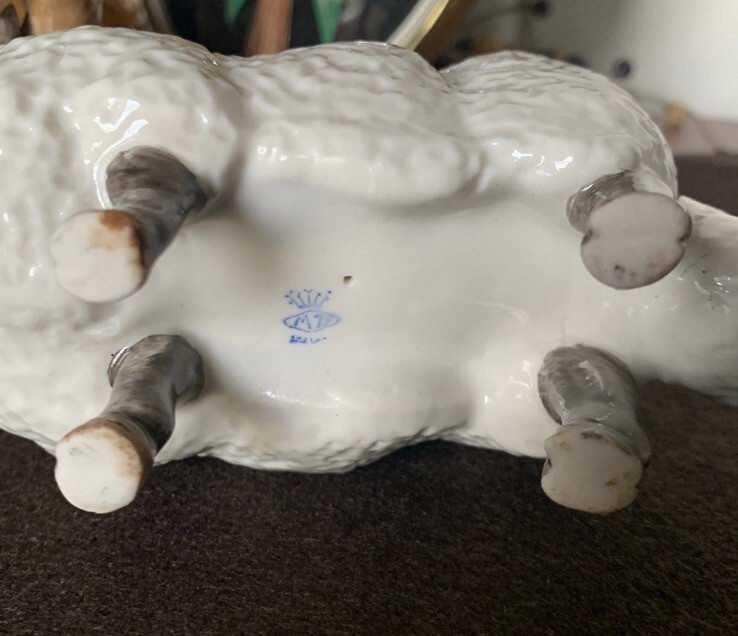 Muller Volksted Irish Dresden Ram Figure