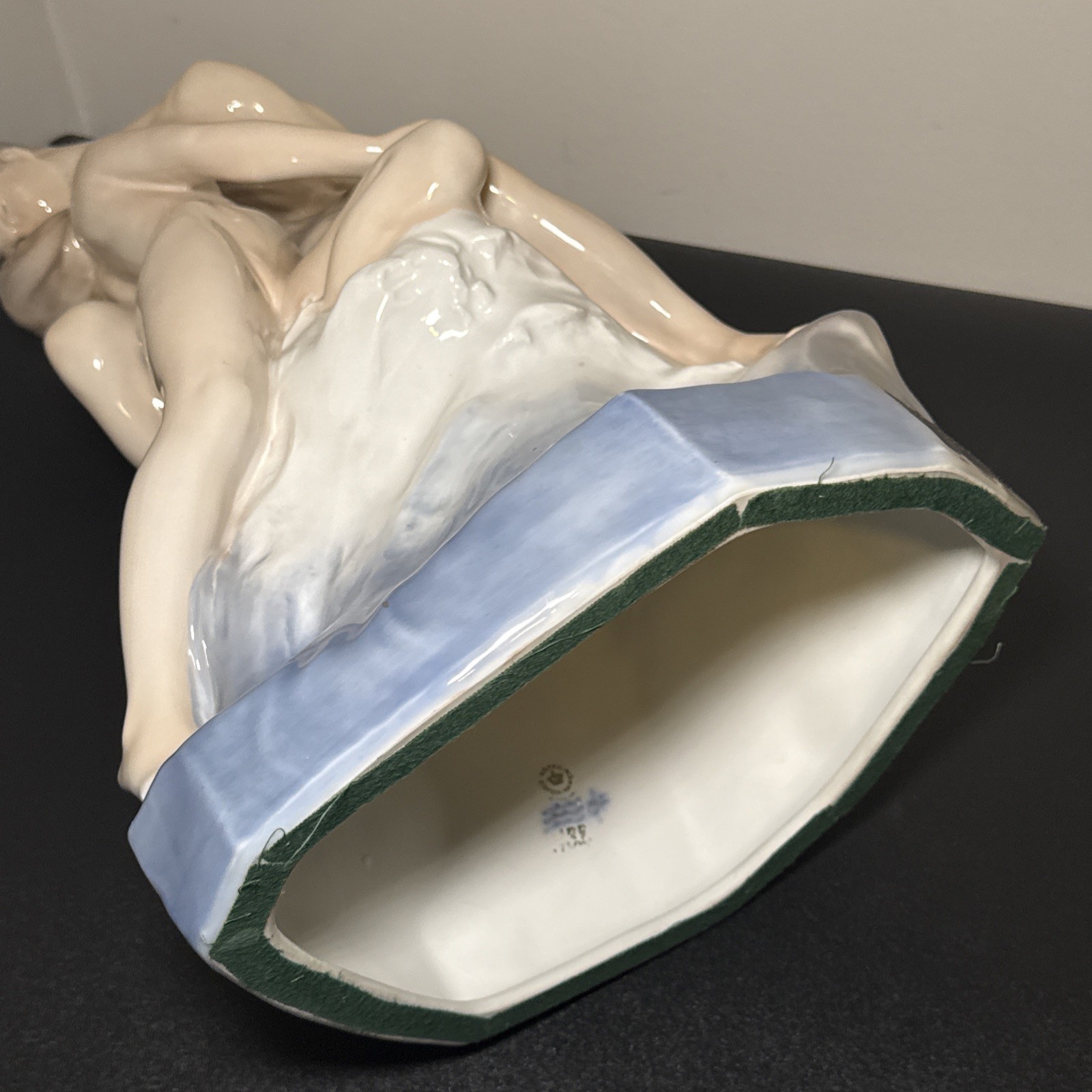 DEFECTIVE Beautiful Royal Copenhagen The Wave The Rock Porcelain Sculp G3D