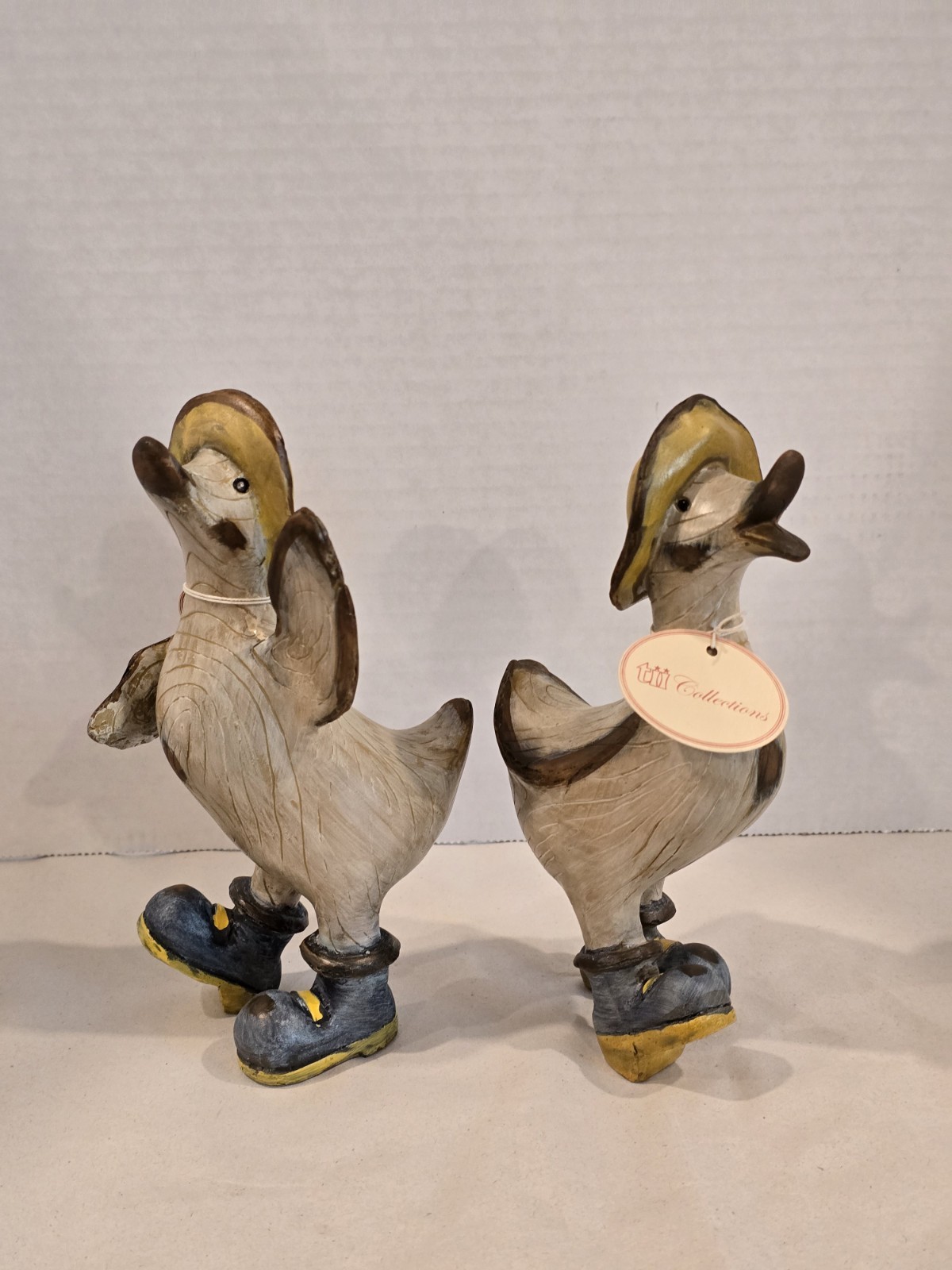 Vtg tii Collections Resin Ducks In Rainboots & Hat Figures 7”T X 4”W NOS