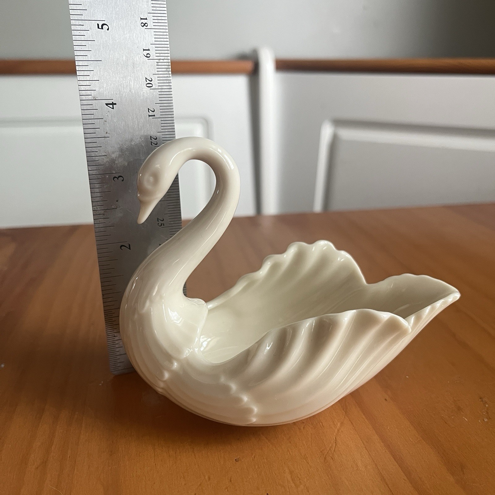 Lenox Porcelain Swan Ivory Cake Topper Ring Holder Trinket Dish USA 4” Tall