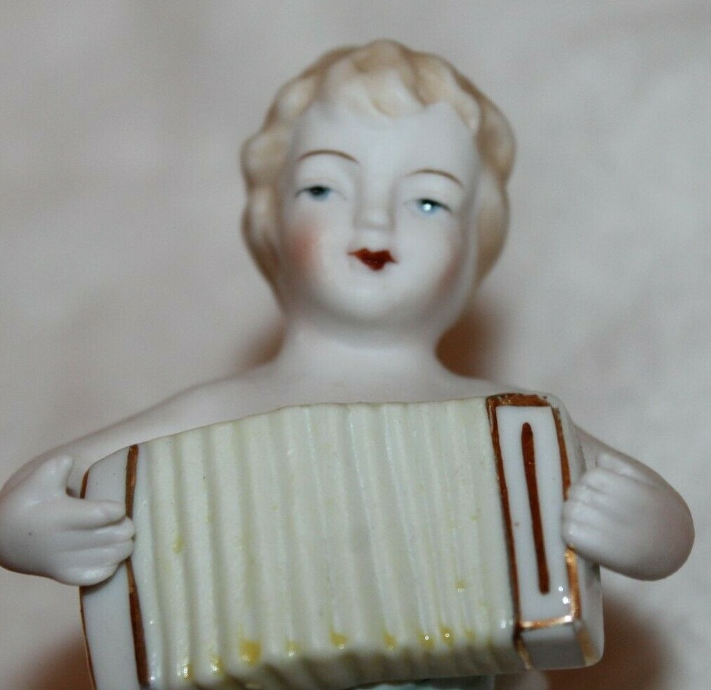 VTG OCCUPIED JAPAN BABY BOY CHERUB PLAYING ACCORDION FIGURINE STATUE CERAMIC