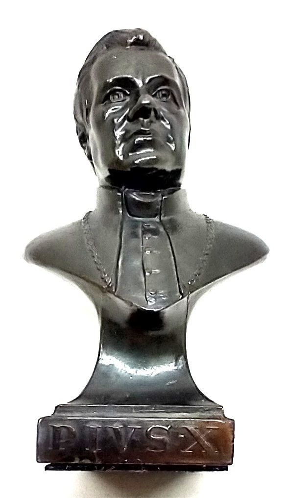Vintage POPE PIUS X Bronzed Cast Metal BUST – Will & Baumer Candle Advert 4.5″