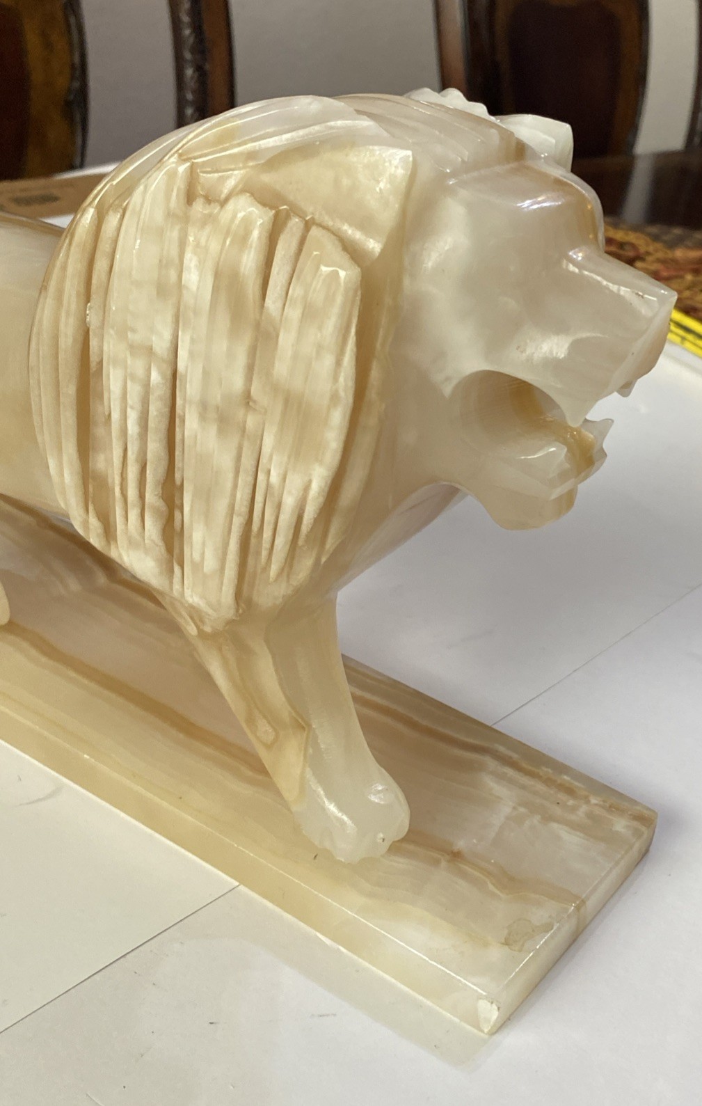 Large Marble Onyx Lion Statue Figure Sculpture Hand Carved Impressive 13 Pounds