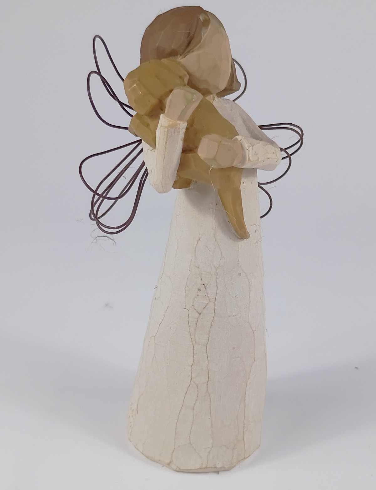 Willow Tree Angel of Friendship Figurine 1999. Susan Lordi.