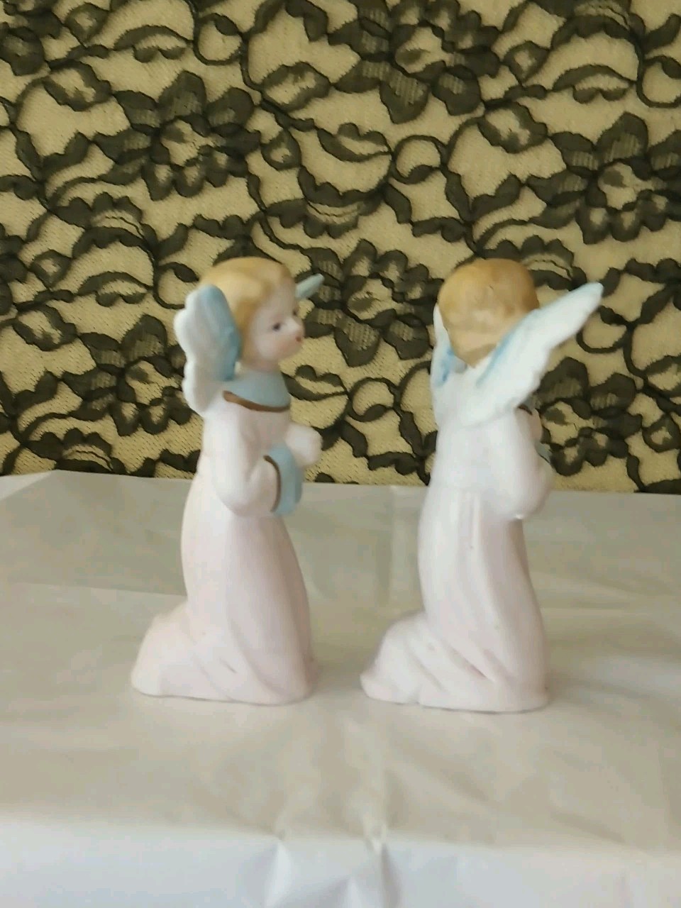 Vtg Pair Of 2 ARDCO Bisque Porcelain Kneeling Angel’s Figurines 1950s Japan