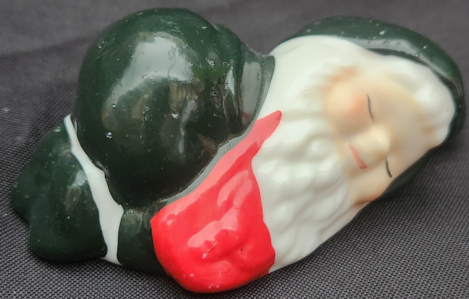 Christmas Around the World RESTING ELVES 3 sleeping elf figurines House of Lloyd