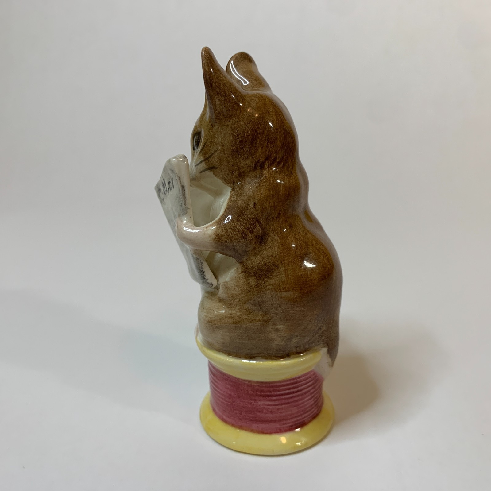 Vintage 1949 Beatrix Potter Figurine Tailor Of Gloucester Beswick Collectible