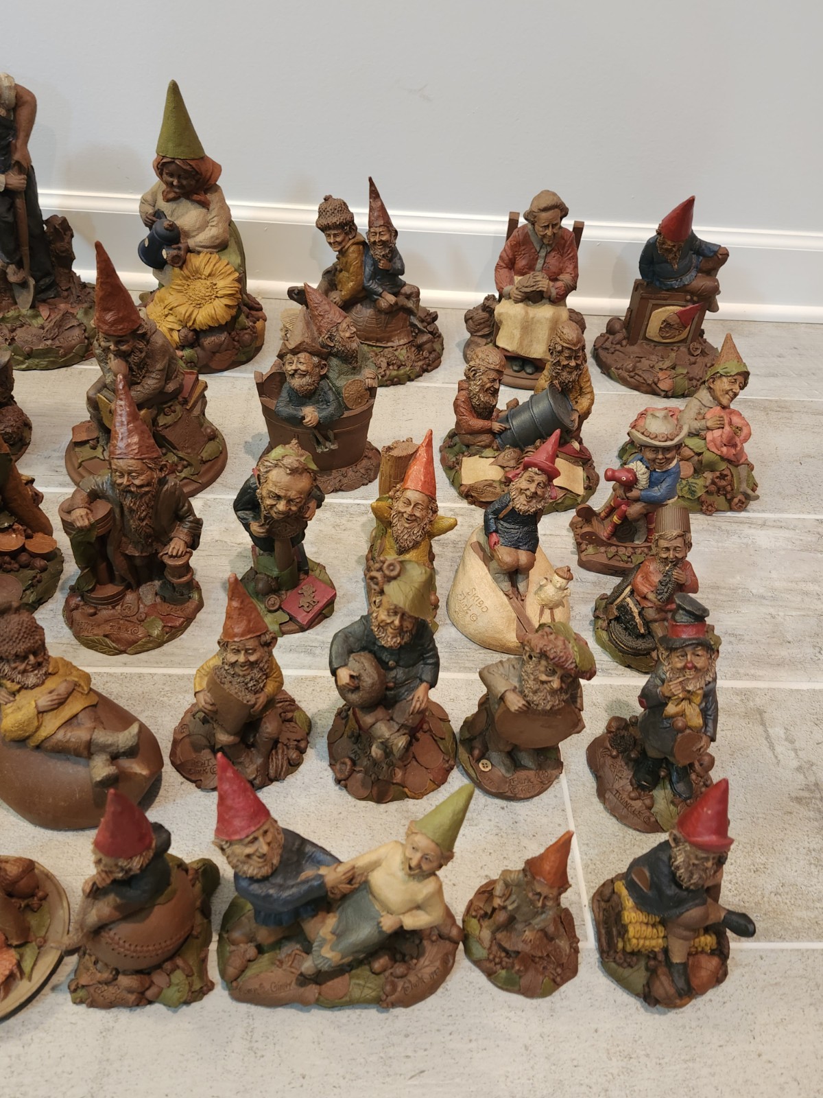 GNOMES BY TOM CLARK COA CERTIFICATES COMBINE SHIPPING $5 – $20 MESSAGE FOR PRICE